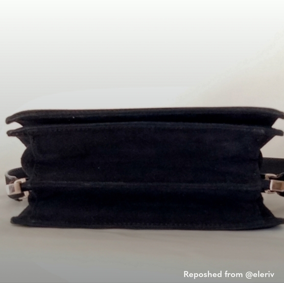 Salvatore Ferragamo Vintage Magnetic Snap Shoulder  Evening Suede Ladies Purse - Picture 14 of 16